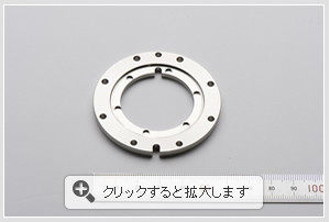 材料：SUS304　施盤による複合加工
